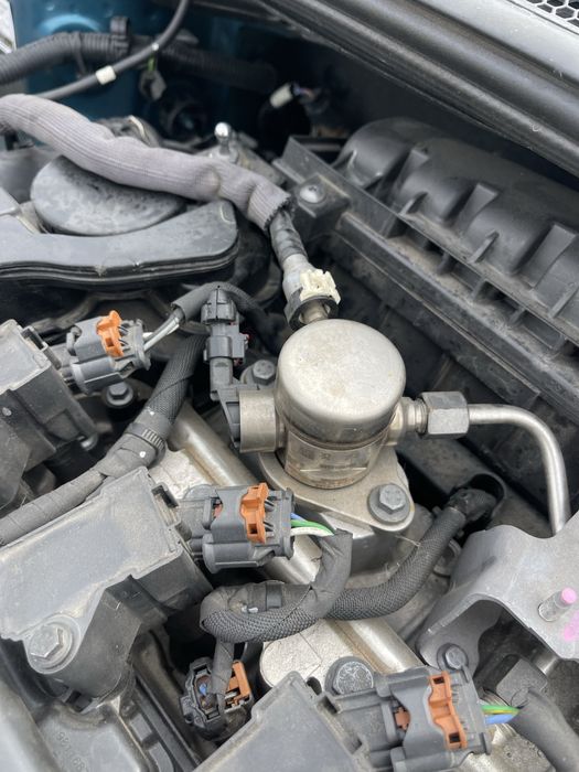 Pompa inalta presiune Peugeot / Citroen 1.2 Thp 9812133780 HN05 HN07