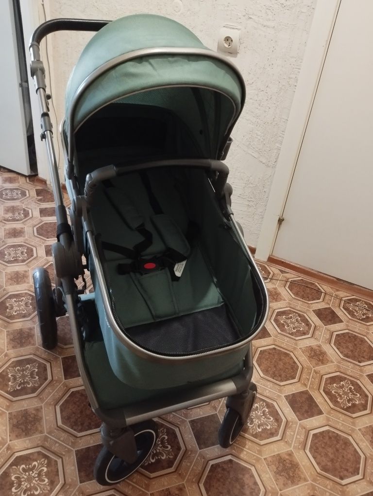 Продаётся люлька коляска 2 в 1