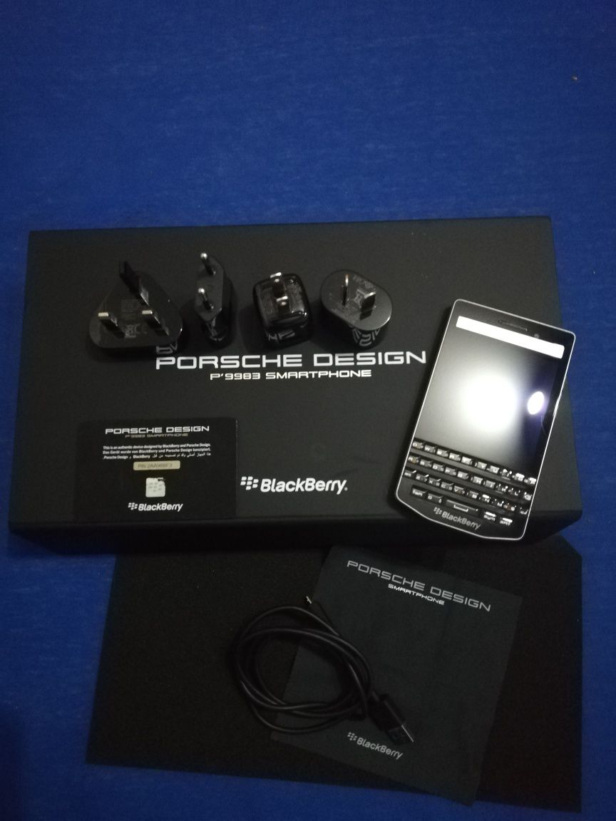 Blackberry porsche edition P9983