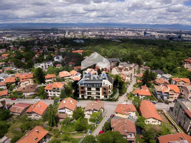 Продава се Тристаен апартамент в София, Бояна - 111 кв.м за 3298 €/кв.м - Снимка #3