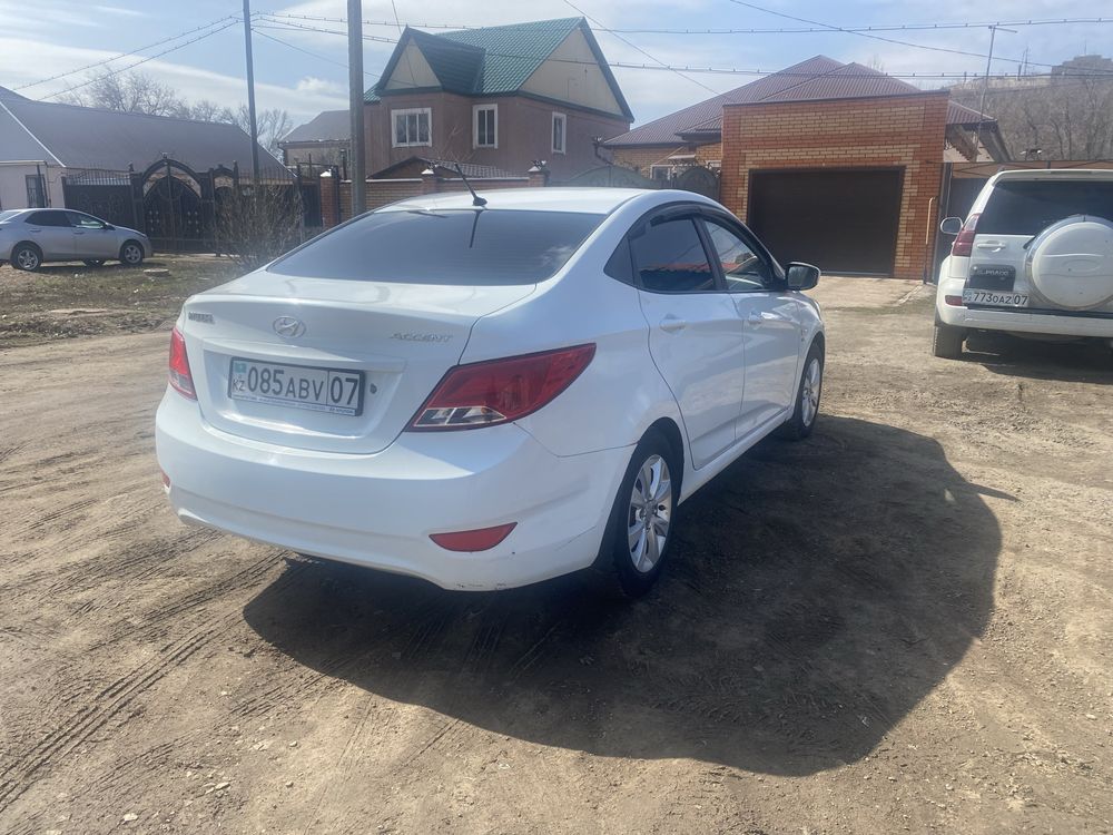 Продам Hyundai Accent