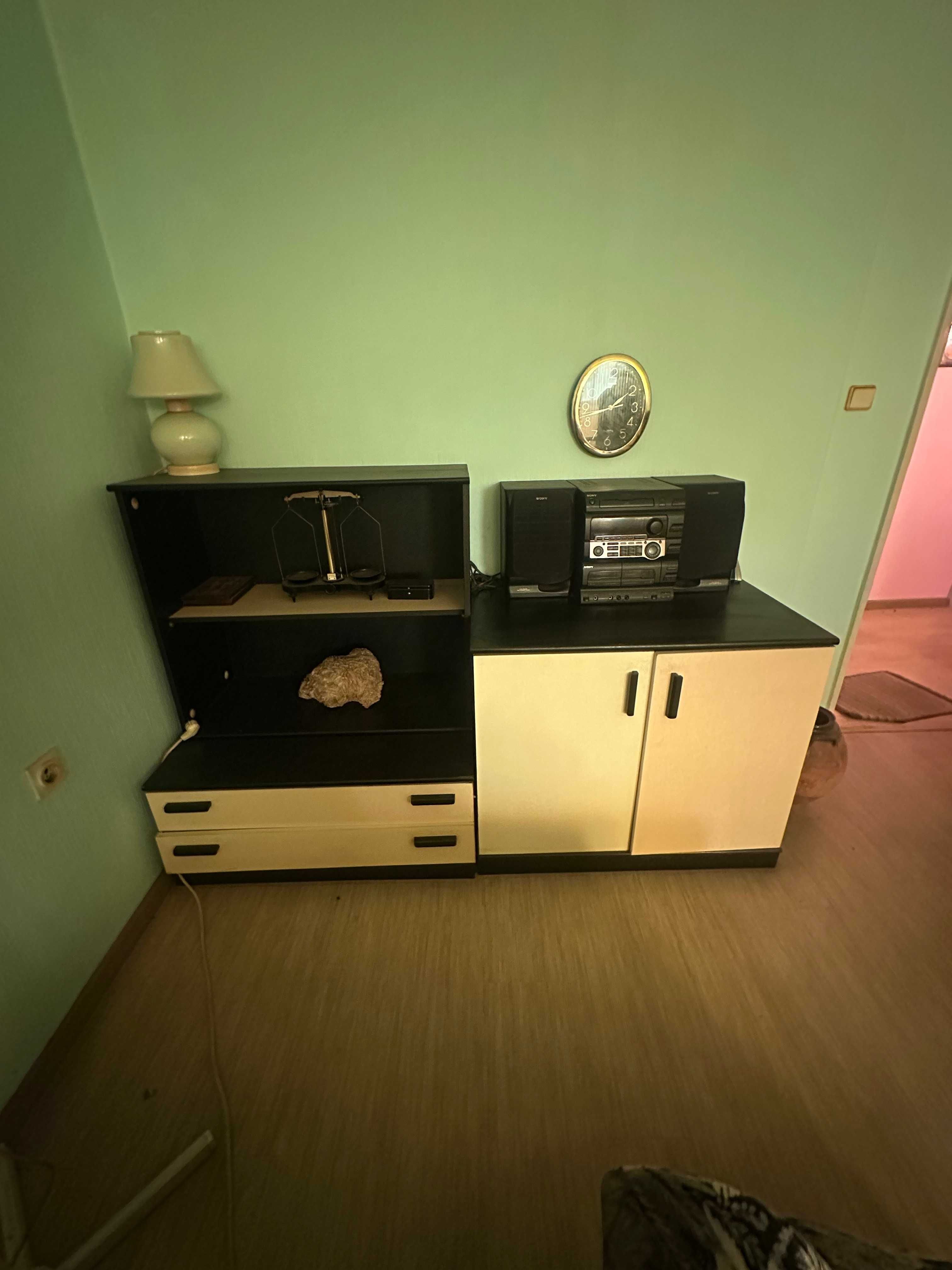 Холна гарнитура и секция