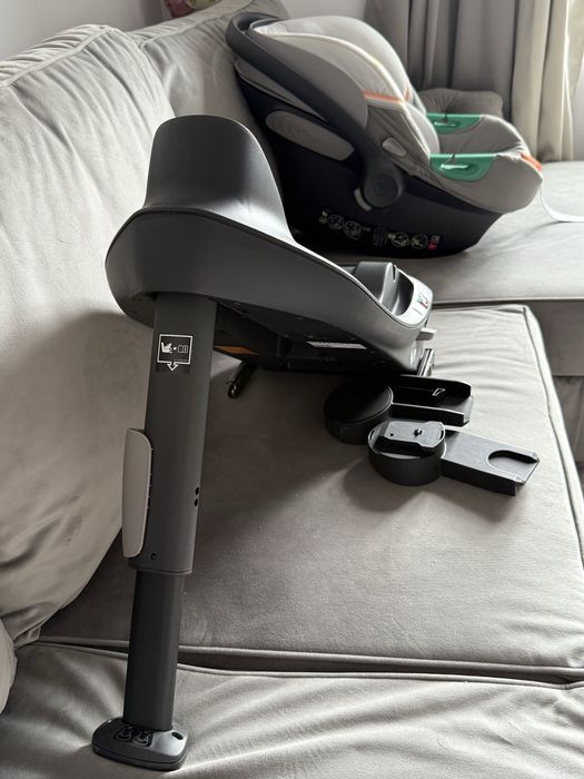 Pachet Scoica Cybex Aton S2 Lava Grey + insertie+baza isofix+adaptori