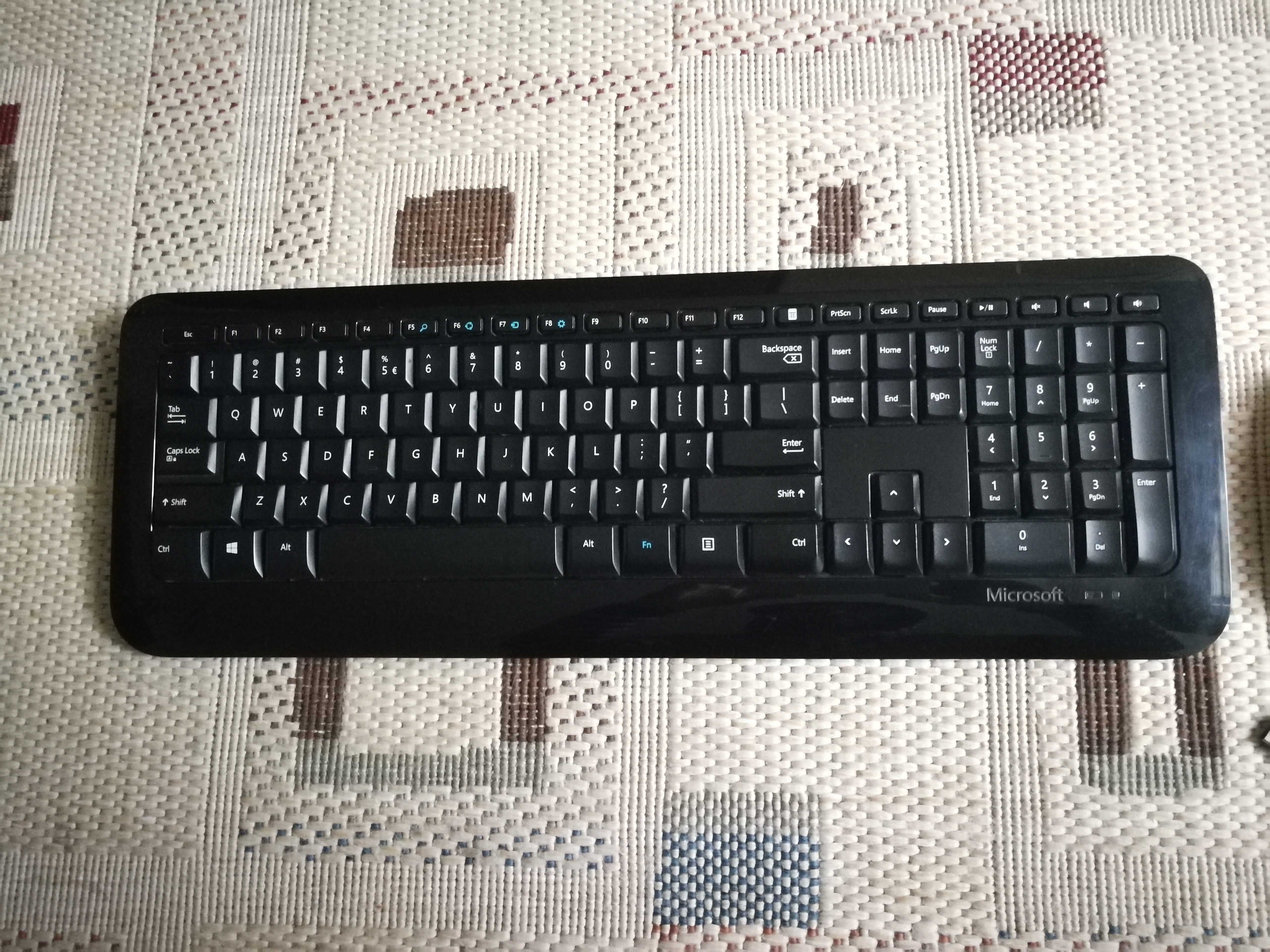 Kit Tastatura + Mouse Microsoft 1000, Wireless, culoare neagra