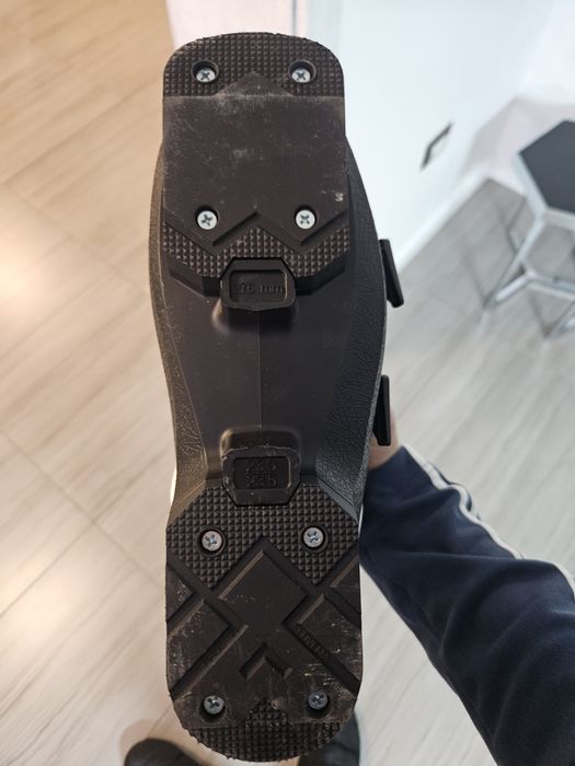 Clăpari aproape noi 37 23.5