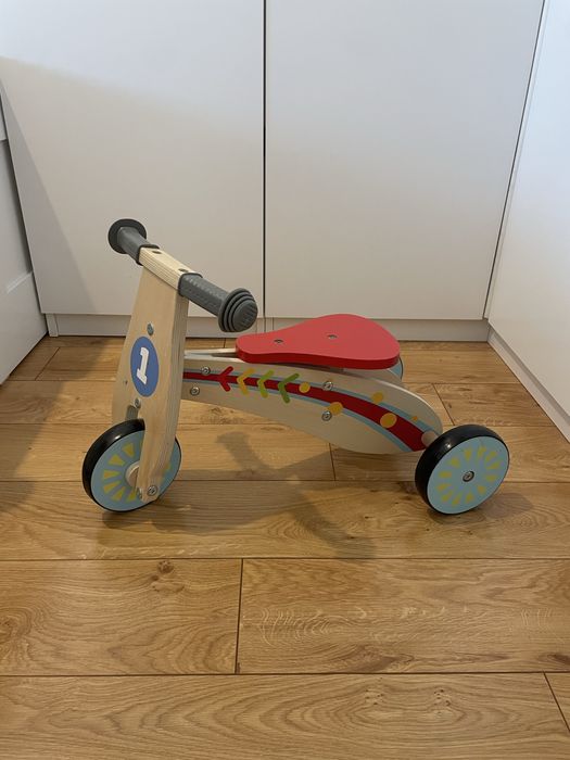 Tricicleta din lemn