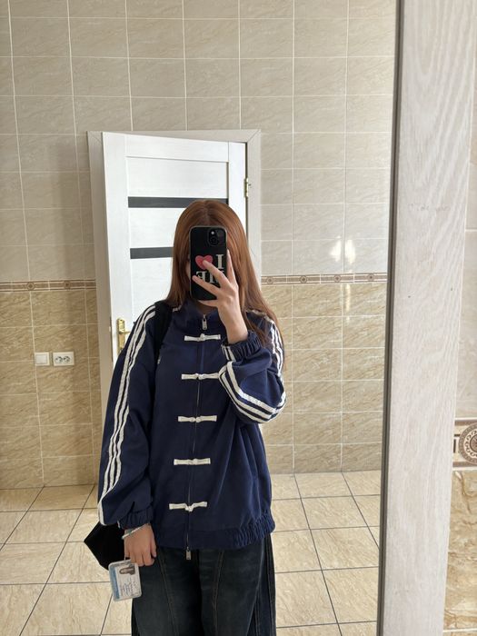 Продаеться адидас кофта в алмате