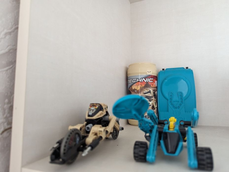 Lego technic Roborides-Throwbots