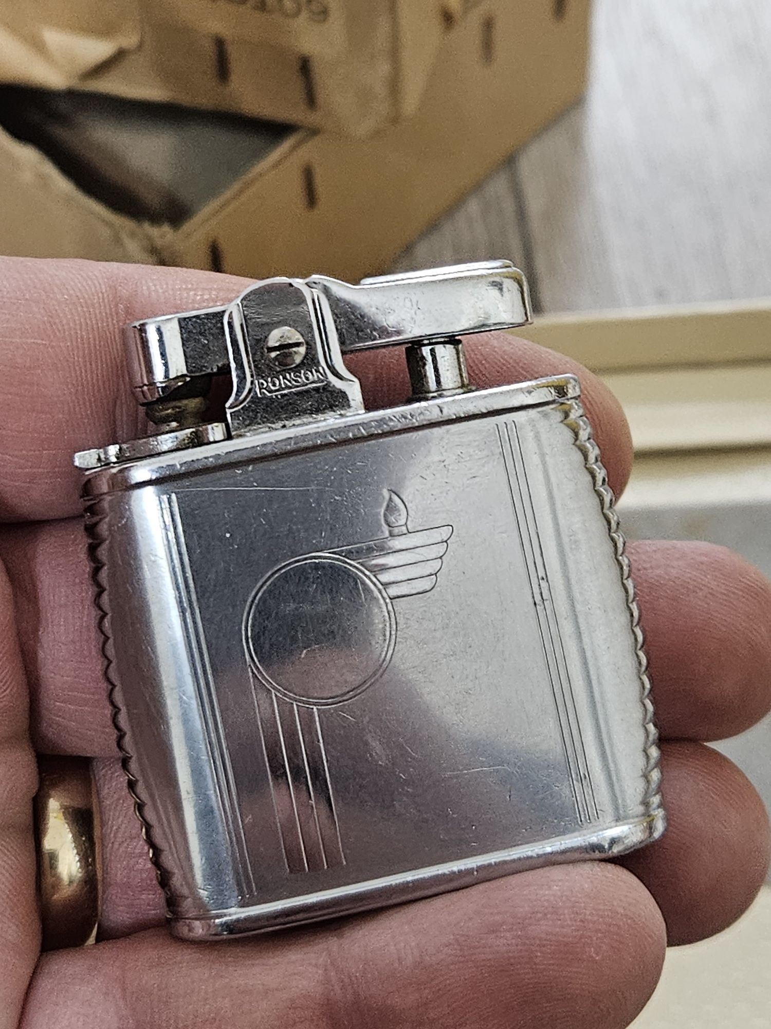 Bricheta veche de colecție Ronson
