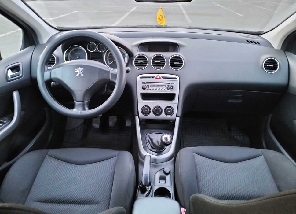 Peugeot 308 SW 2012 model Break consum mic EURO 5 Proprietar pret  neg