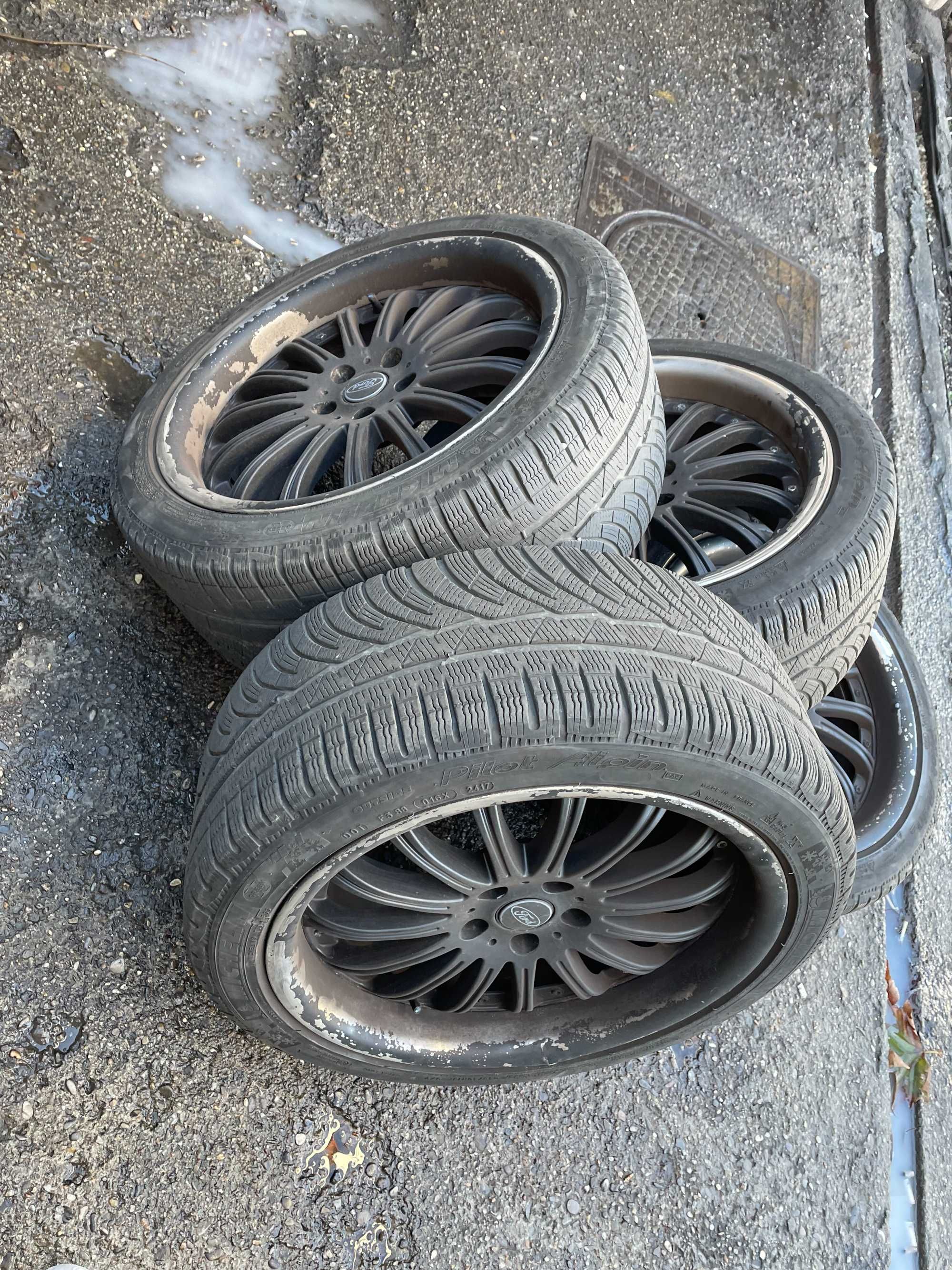 Vand Jante pe 18' (5x108) cu anvelope de iarna Michelin 245/40 R18