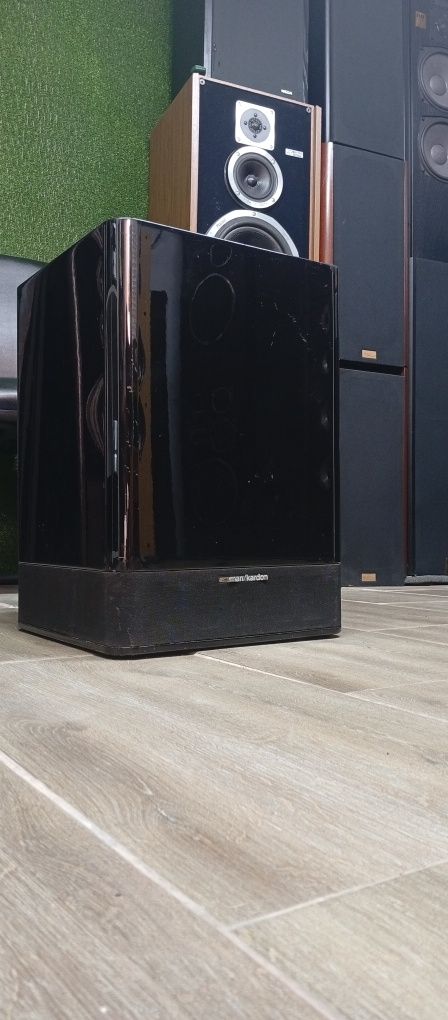Активен субуфер HARMAN KARDON TS-11
