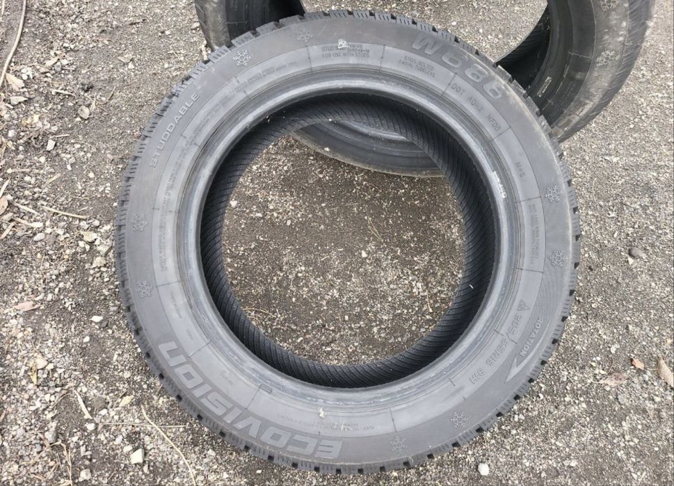 Шины 205/55r16 в хорошем состоянии