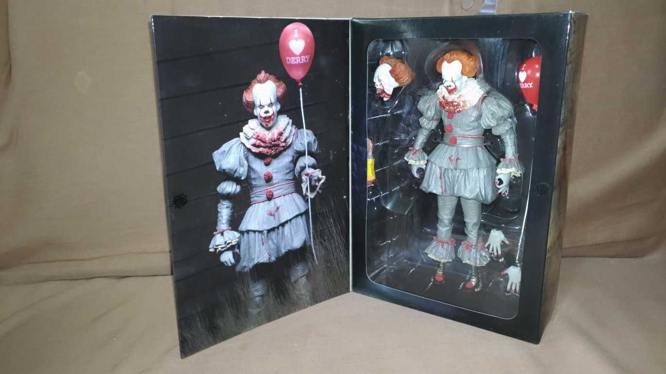 Фигурка коллекционная NECA IT (2017) - Pennyywise Action Figure