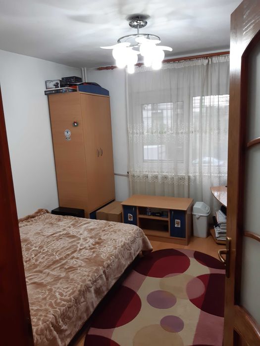 inchiriez apartament 3 camere în zona doamna ghica