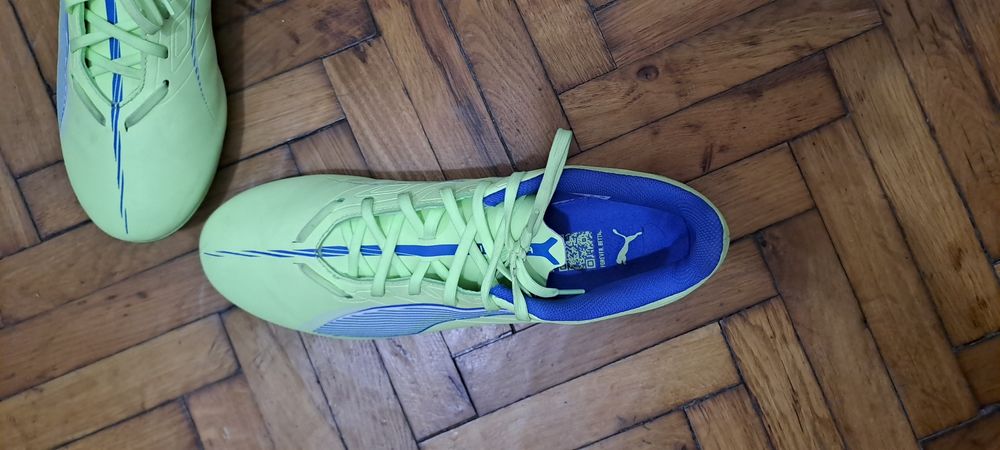 Ghete de fotball Puma