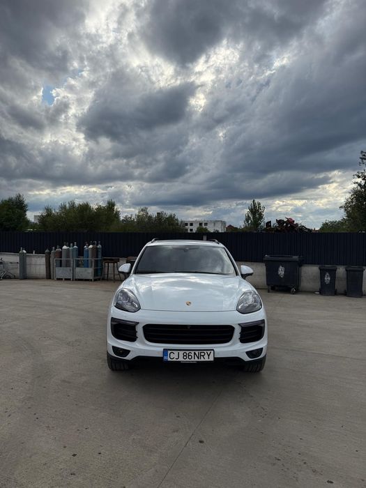 Poresche Cayenne 3.0d 262cp pachet GTS