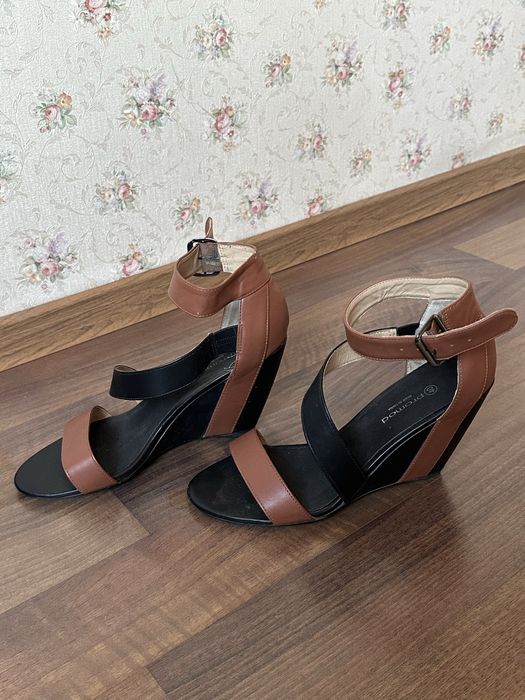 босоножки на танкетке бу