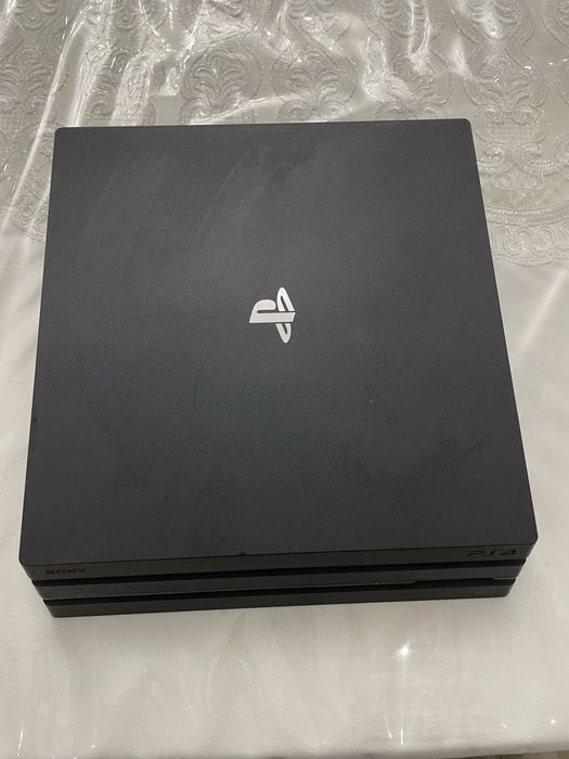 Продам Ps4 pro 1tb