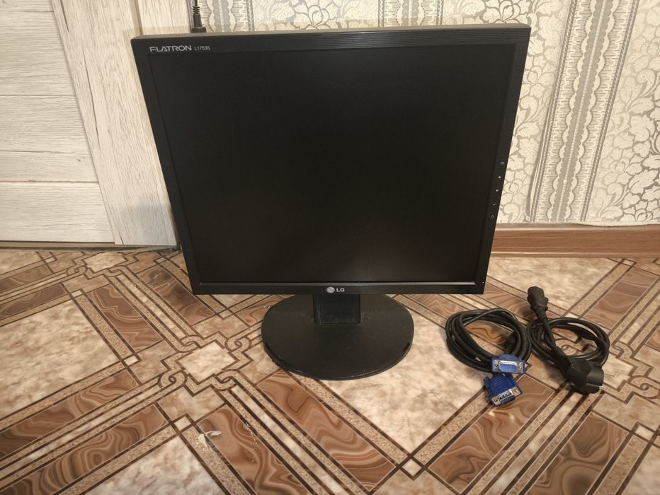 Монитор LG 17 дюйма