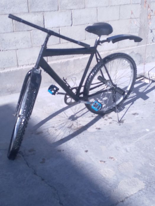 Arzon velosiped sotiladi