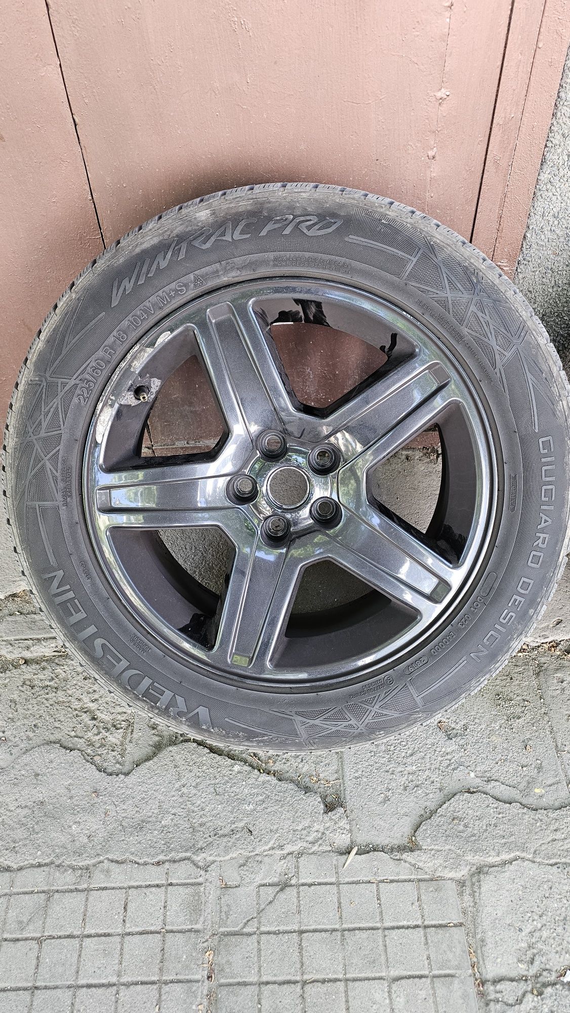 225 60 R 18 104V M+S 4бр. Зимни гуми