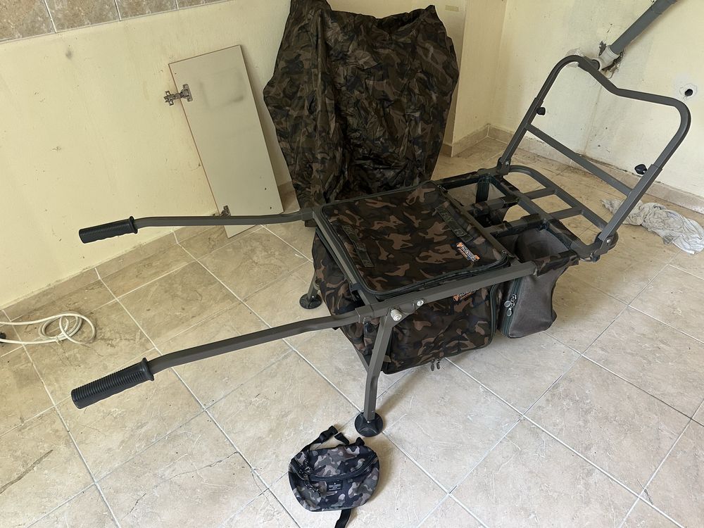 Шараджийска количка Fox VOYCIGER deluxe explore tt