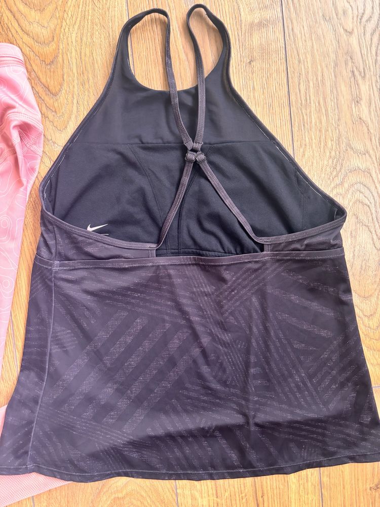 Дамски клин 7/8 и потник Nike