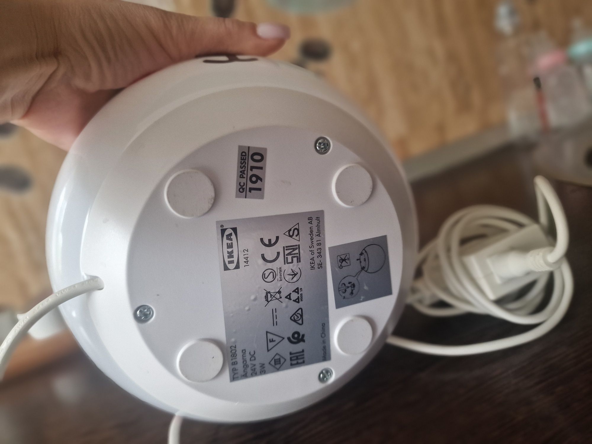 Veioza tip lampa de veghe LED