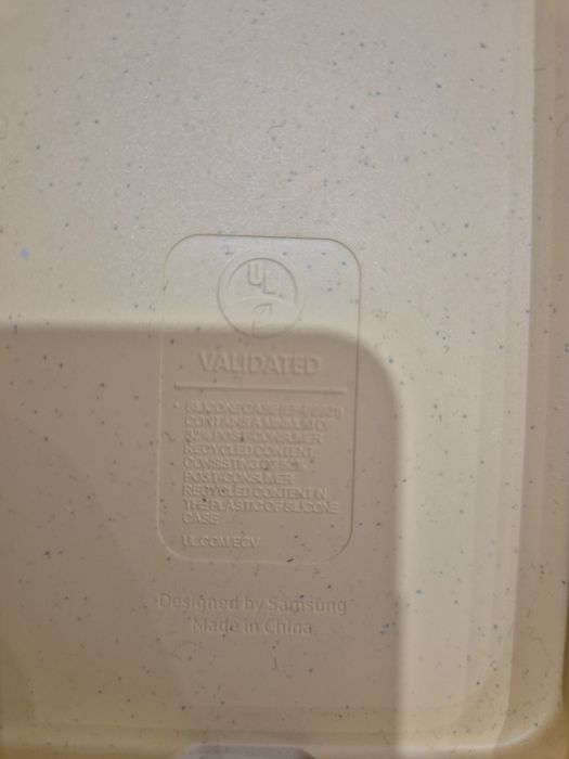 Vând 2 Huse Samsung S24!