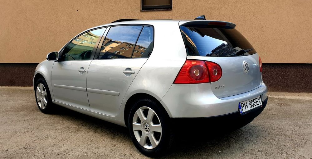 Vw Golf 5 1.6Mpi Fara rugina sau probleme Proprietar