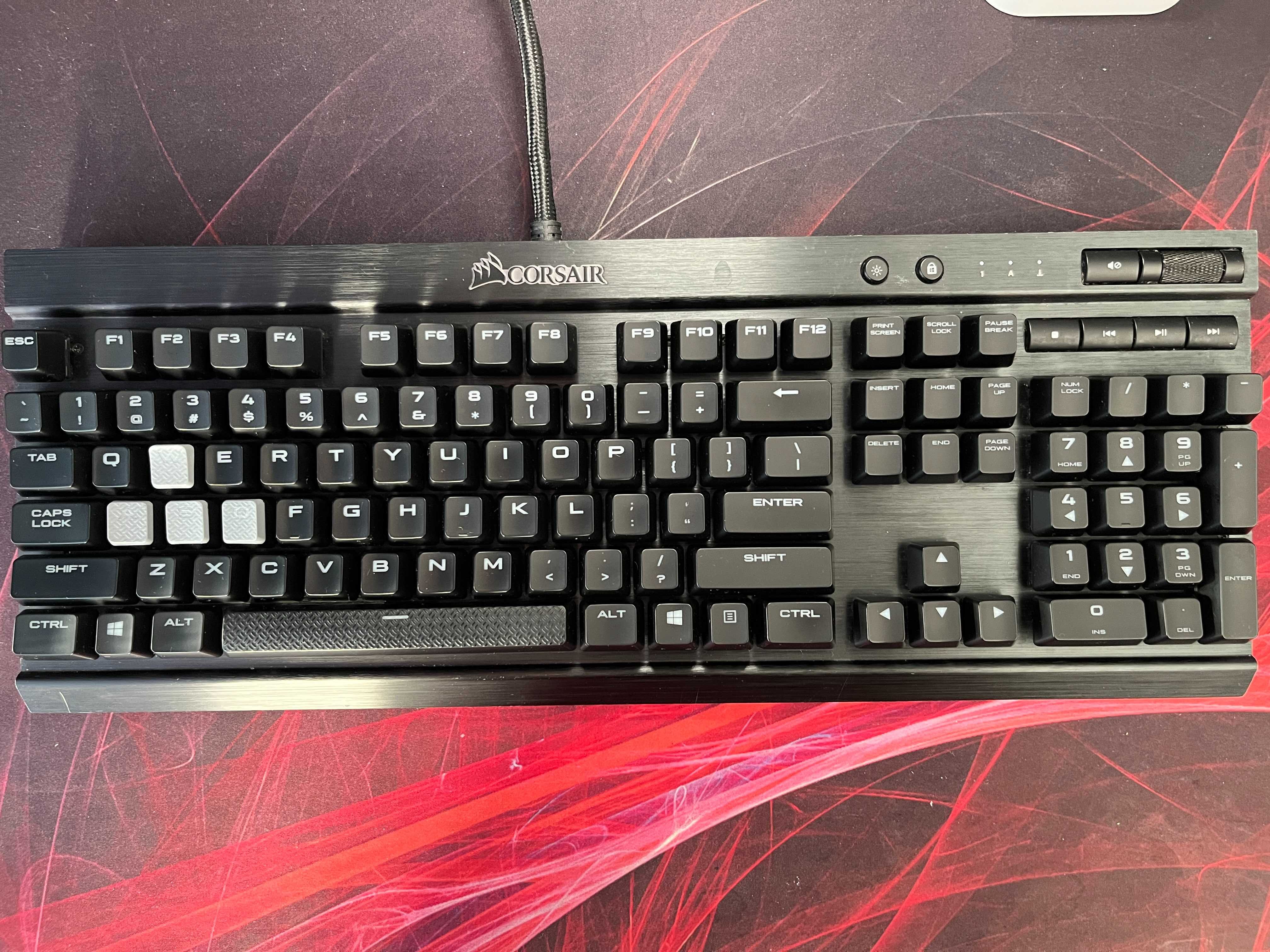 Tastatura mecanica gaming Corsair K70 Rapidfire, switch MX Speed