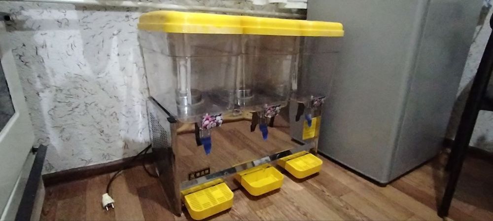 Охладитель воды компотов соков