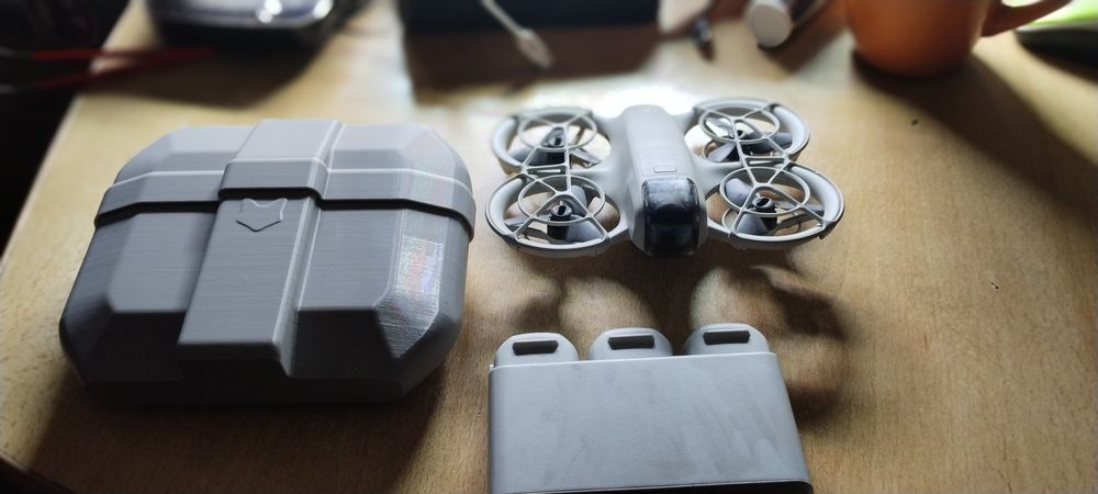 Продам DJI Neo( без пульта )в отличном состоянии