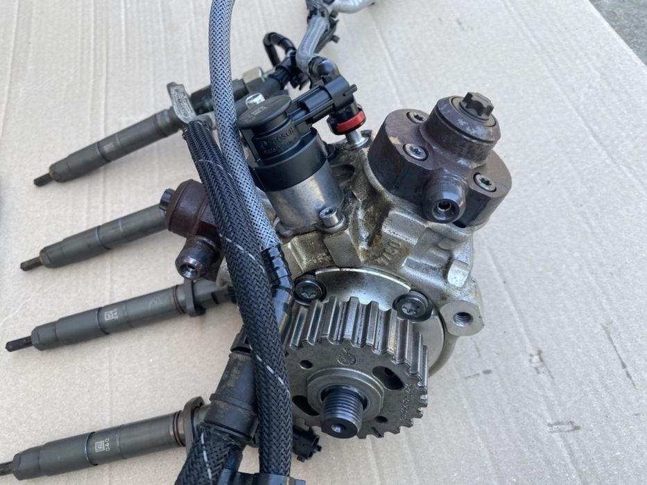 Kit injectie / Injectoare / Pompa Land Rover Range Rover , Citroen 3.0