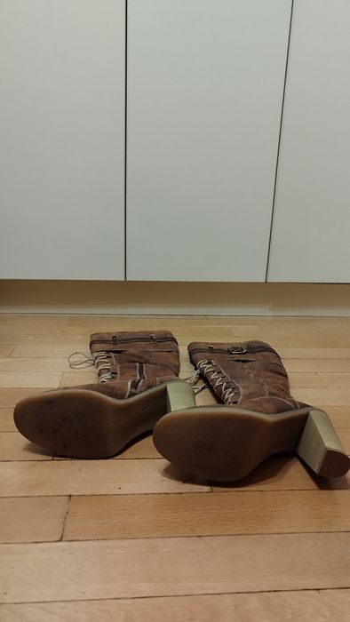 Ботуши в светло кафявцвят с топла подплата