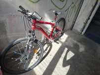 Vând bicicleta pe discuri