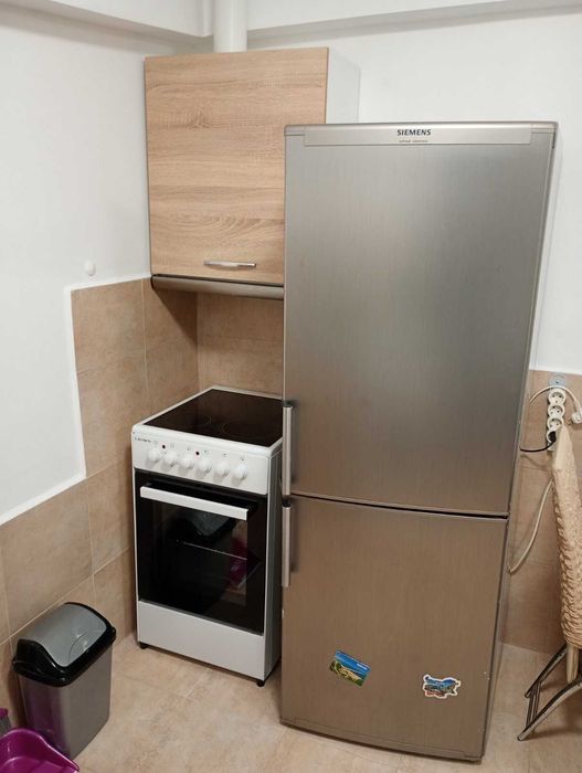 Дава се под наем Двустаен апартамент в Бургас, Център - 55 кв.м за 306 € - Снимка #3