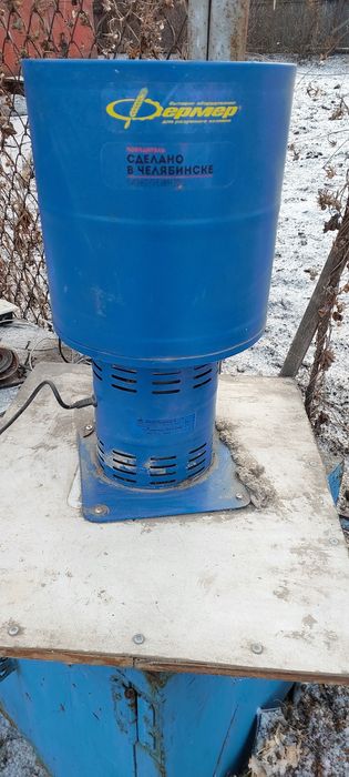 Измельчитель зерна