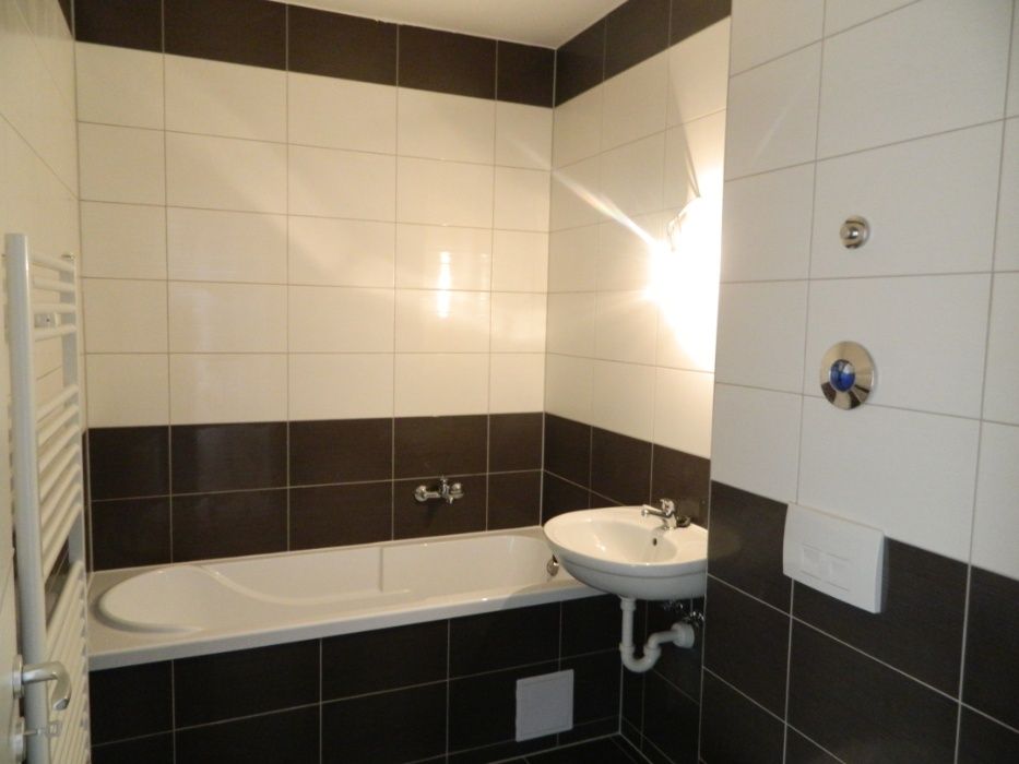 Vand apartament 2 camere in bloc nou