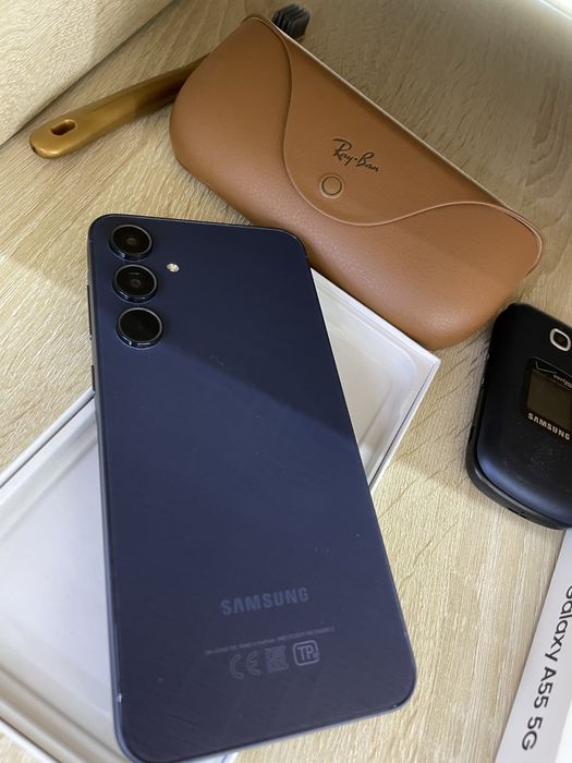 Продам Samsung A55 8/256