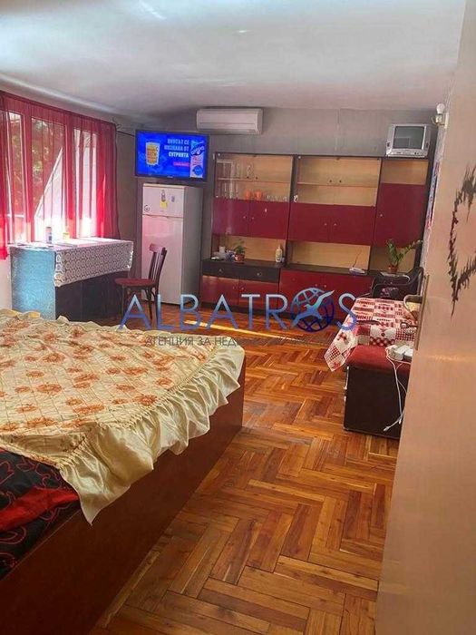 Продава се Тристаен апартамент в Варна, Колхозен пазар - 110 кв.м за 1000 €/кв.м - Снимка #5