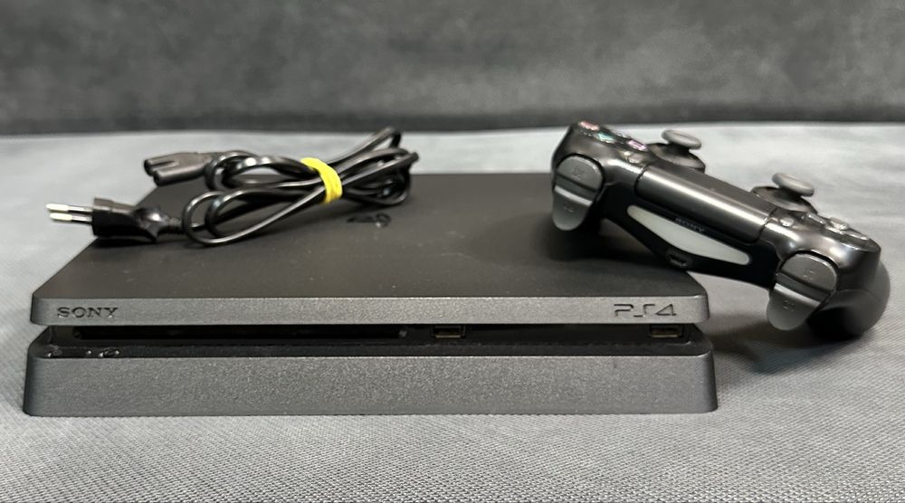 конзола SONY PlayStation 4 Slim 1TB