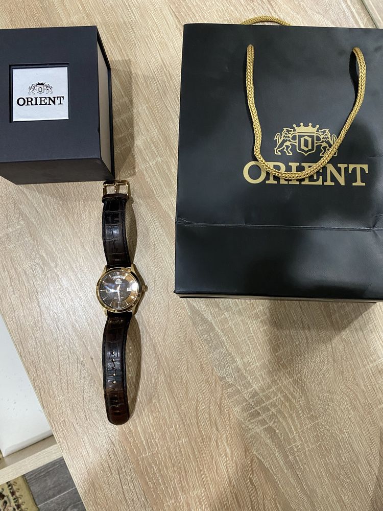 Продам мужские наручные часы Orient