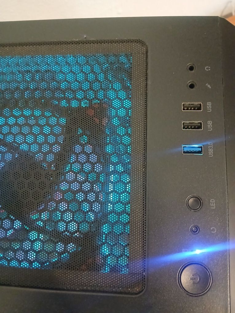 PC Gaming i5 12400f Intel ARK A750 8GB 16GB RAM