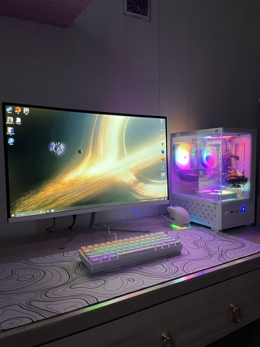 Компьютер ПК в сброе