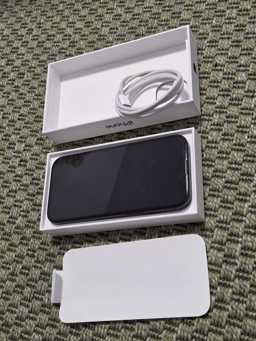 iPhone 15 Black 128 GB