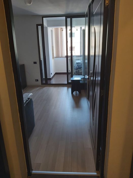 Garsonieta de inchiriat