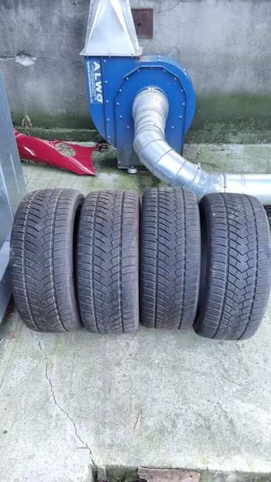 Anvelope/Cauciucuri iarna 245 45 R18 Dot 2024 profil 7mm