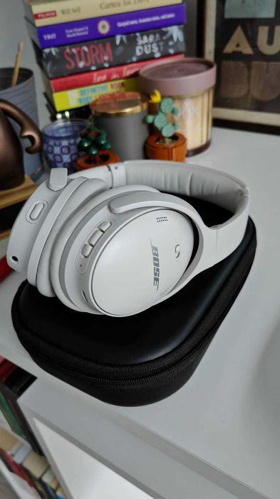 Casti Noise Canceling - Bose QC45 - Bureti noi